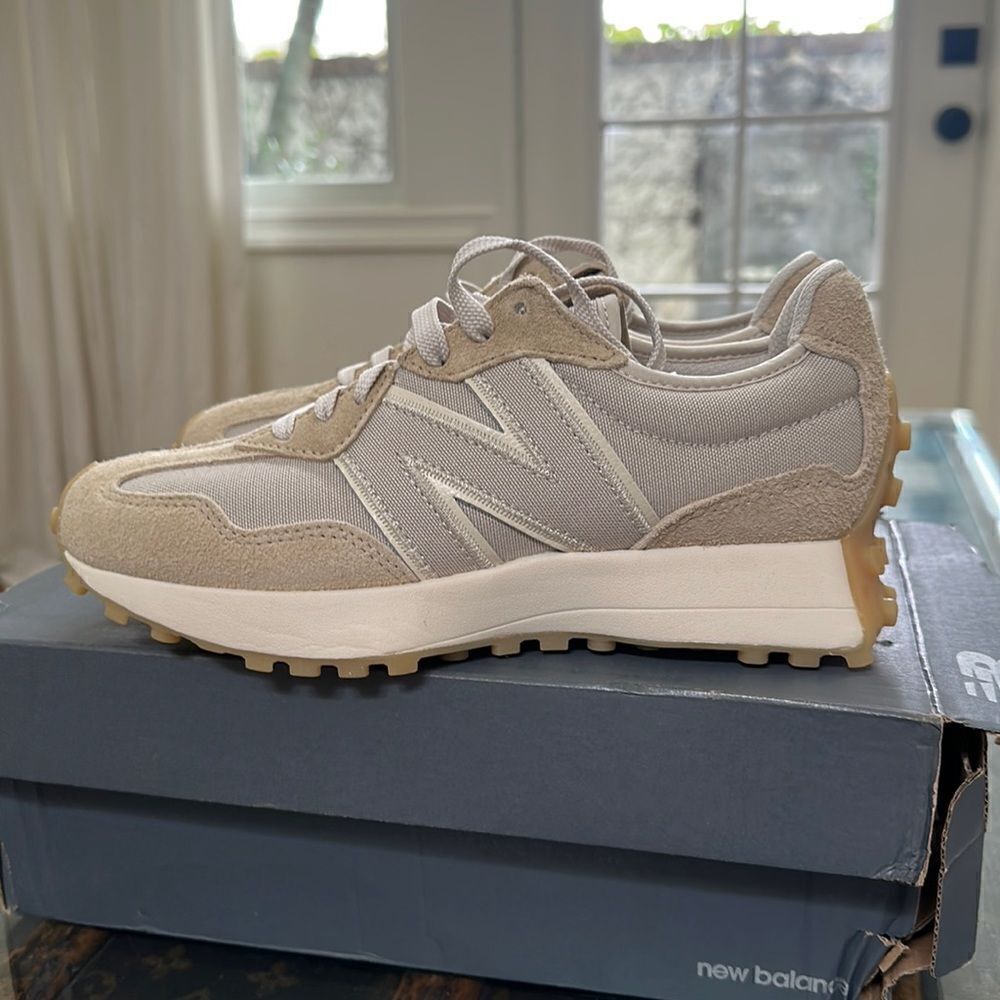 New BalanceΒ Menβs LIFESTYLE MODE DE VIE low-top sneakersβNEWβINβBOXβUnisex